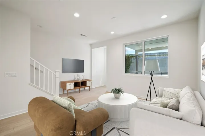156 Balsawood, Tustin, California 92780