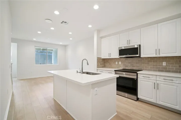 156 Balsawood, Tustin, California 92780