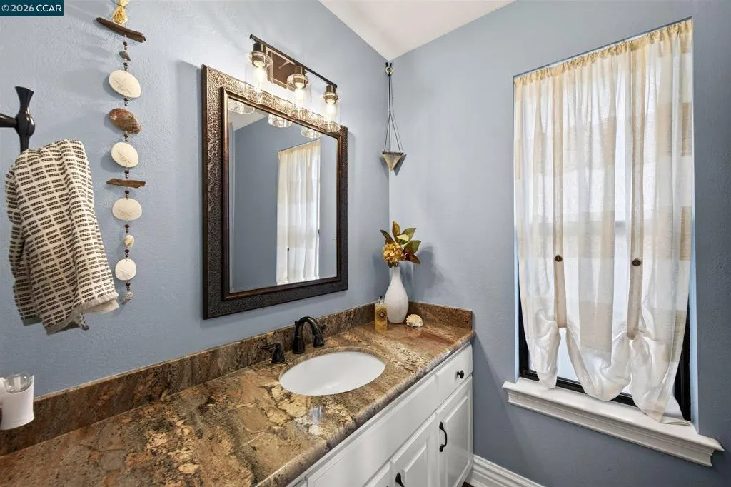 Upstairs Bath