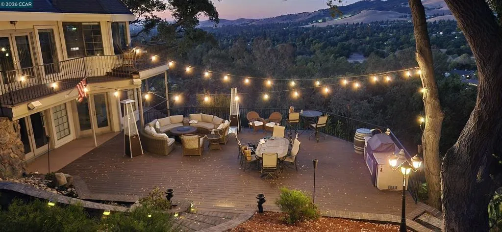 Party Deck Twilight
