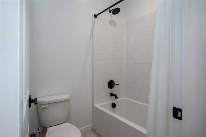 Upstairs Full Bath