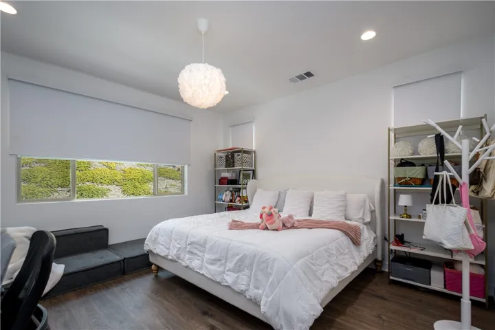 Master bed upstairs
