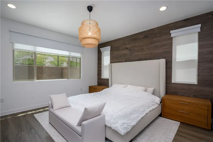 Master bedroom Main level