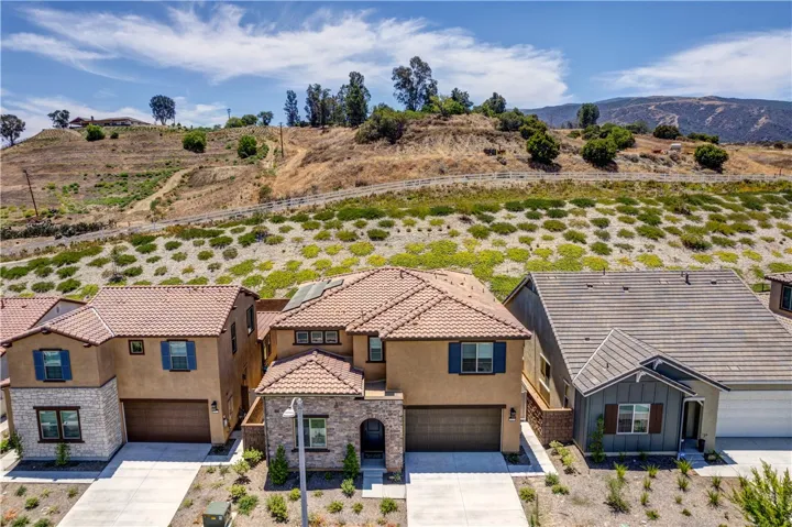 2821 Bridgetide Rd, Corona, California 92883