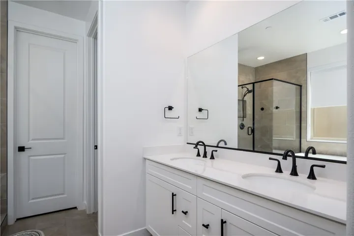 Master bath upstairs