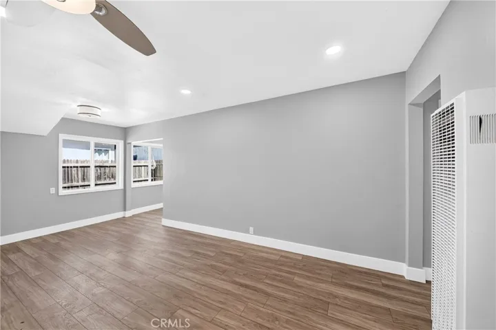 Inside shot 12-13717 1/2 Yukon Ave