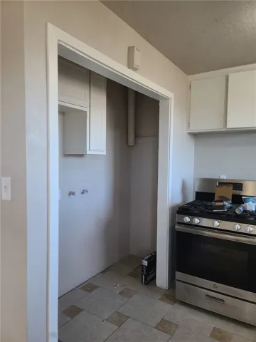 1012 E Navajo, Barstow, California 92311