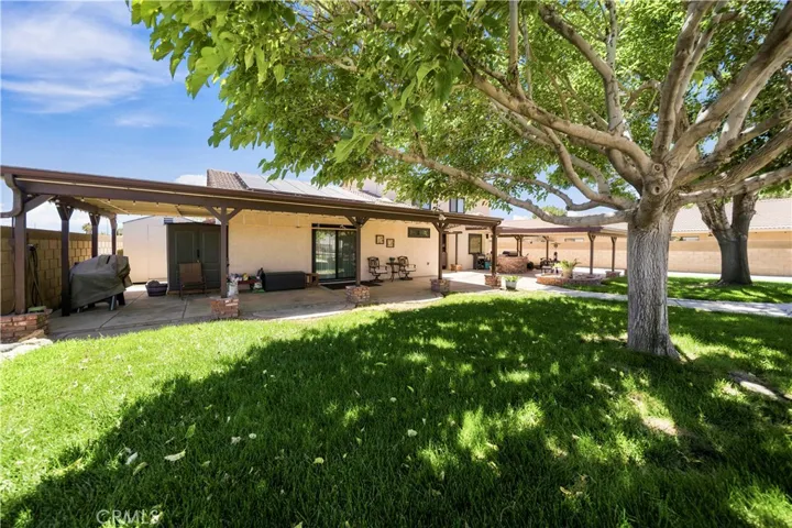 42301 Woodstone, Lancaster, California 93536