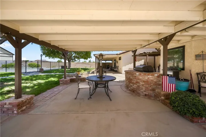 42301 Woodstone, Lancaster, California 93536