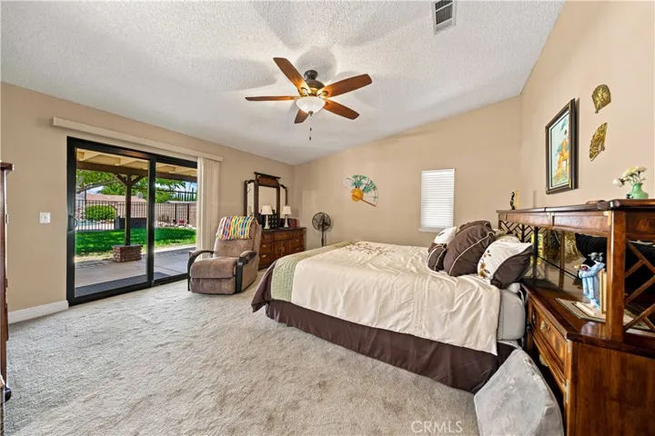 42301 Woodstone, Lancaster, California 93536