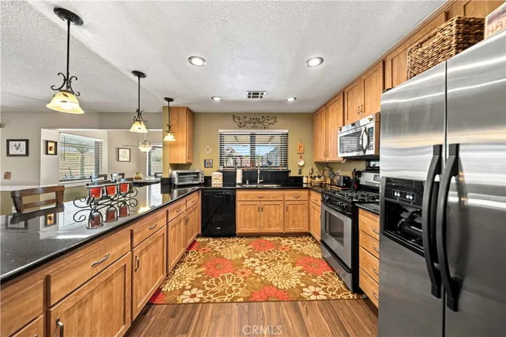 42301 Woodstone, Lancaster, California 93536