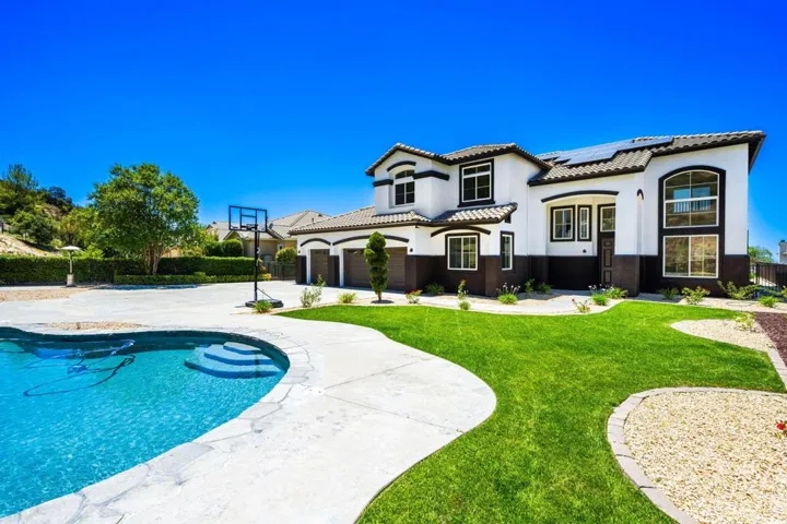 32-web-or-mls-GS_CanyonCrest_Miller_0726