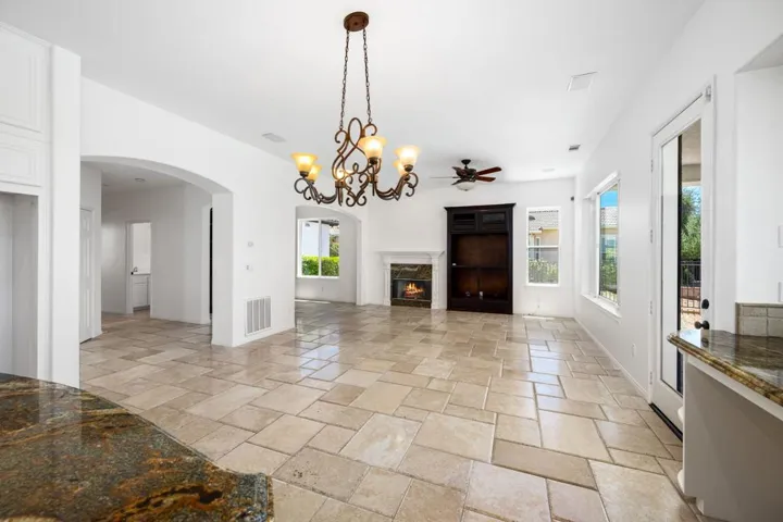 49-web-or-mls-GS_CanyonCrest_Miller_0726