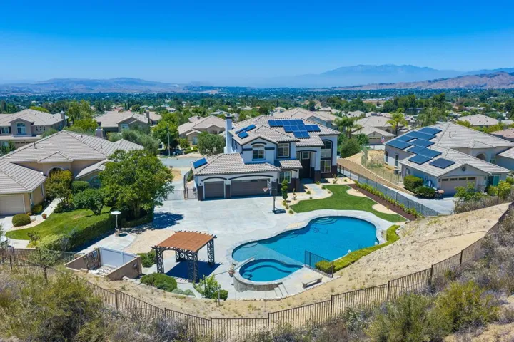 13-web-or-mls-GS_CanyonCrest_Miller_0726