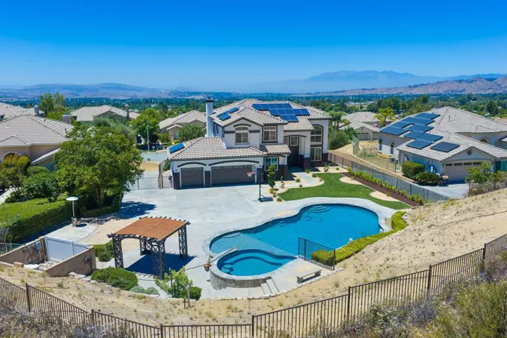 14-web-or-mls-GS_CanyonCrest_Miller_0726