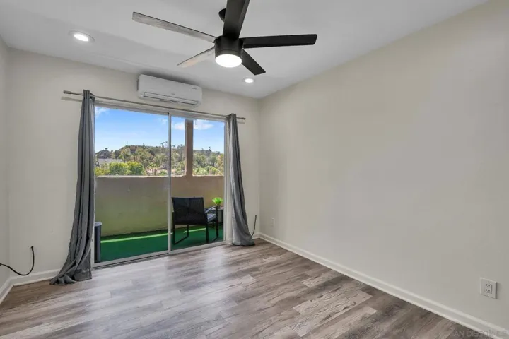 3427 Capalina Rpad 25, San Marcos, California 92069