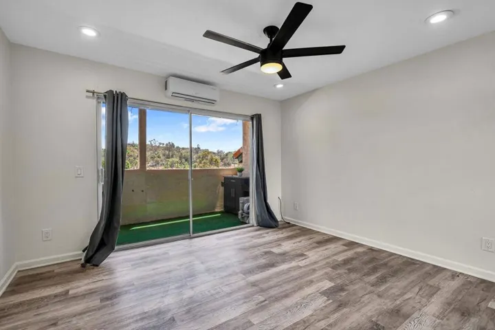3427 Capalina Rpad 25, San Marcos, California 92069