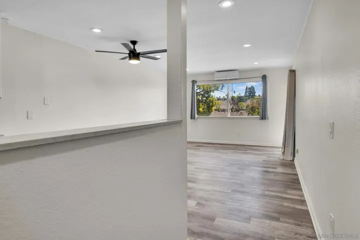 3427 Capalina Rpad 25, San Marcos, California 92069