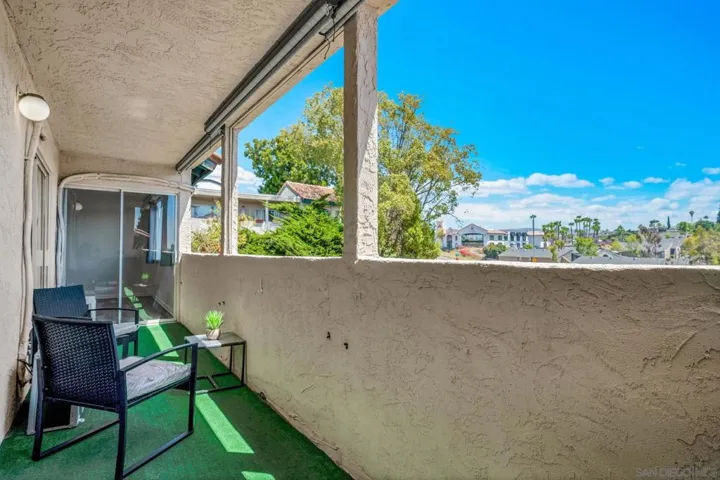 3427 Capalina Rpad 25, San Marcos, California 92069