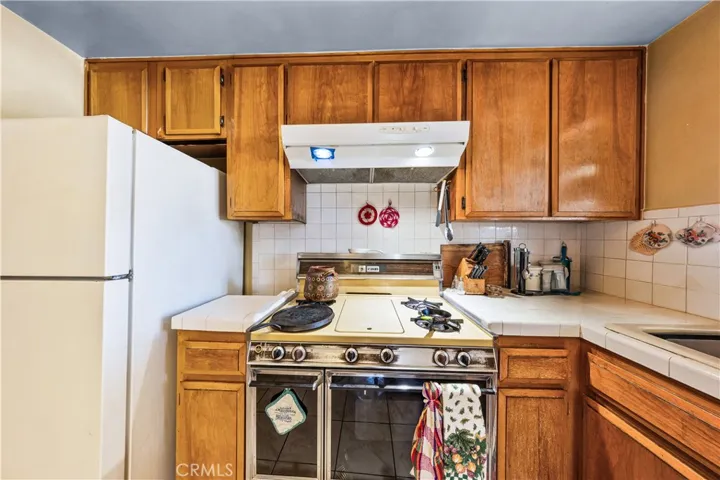 3723 Randolph, Huntington Park, California 90255