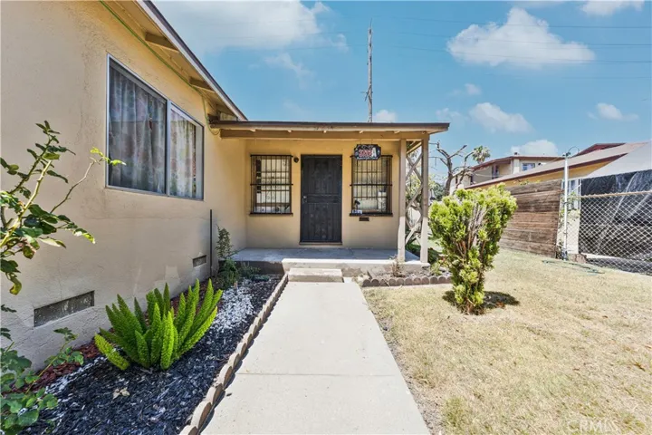 3723 Randolph, Huntington Park, California 90255