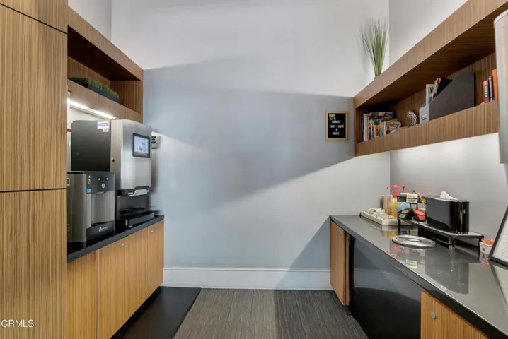 840 E Green St- HsHProd-8