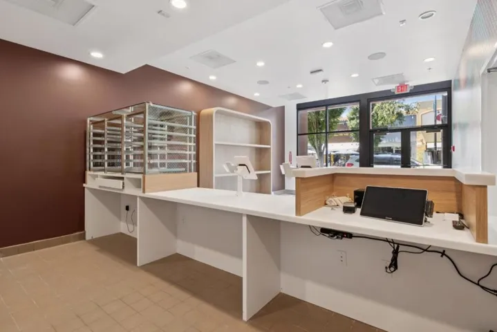 1315 Burlingame Avenue, Burlingame, California 94010