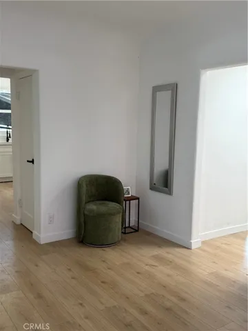 9151 La Salle, Los Angeles, California 90047