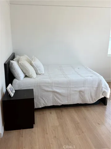 9151 La Salle, Los Angeles, California 90047