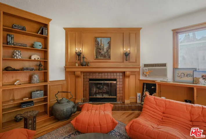 2586 Aberdeen Avenue, Los Angeles, California 90027