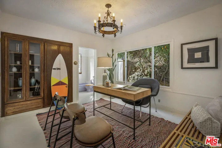 2586 Aberdeen Avenue, Los Angeles, California 90027