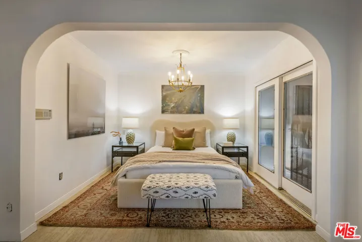 2586 Aberdeen Avenue, Los Angeles, California 90027