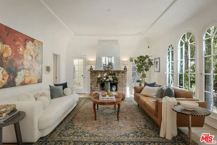 2586 Aberdeen Avenue, Los Angeles, California 90027