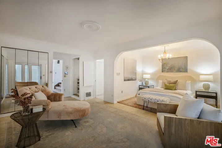 2586 Aberdeen Avenue, Los Angeles, California 90027