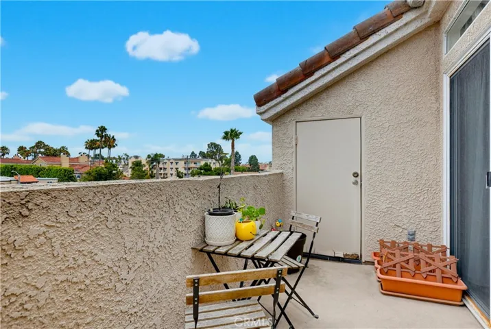 4581 Warner 302, Huntington Beach, California 92649