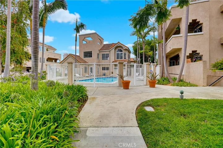 4581 Warner 302, Huntington Beach, California 92649
