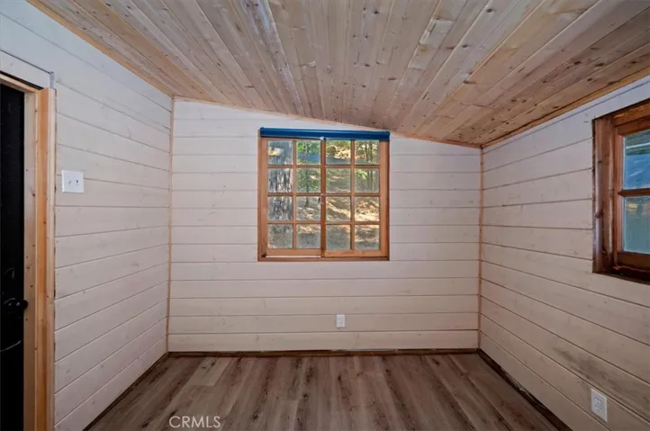 168 Craghill, Cedar Glen, California 92321