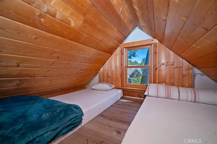 168 Craghill, Cedar Glen, California 92321