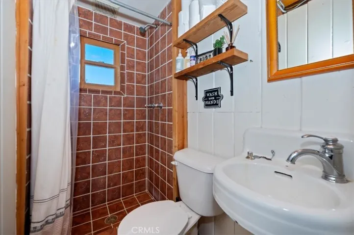 168 Craghill, Cedar Glen, California 92321