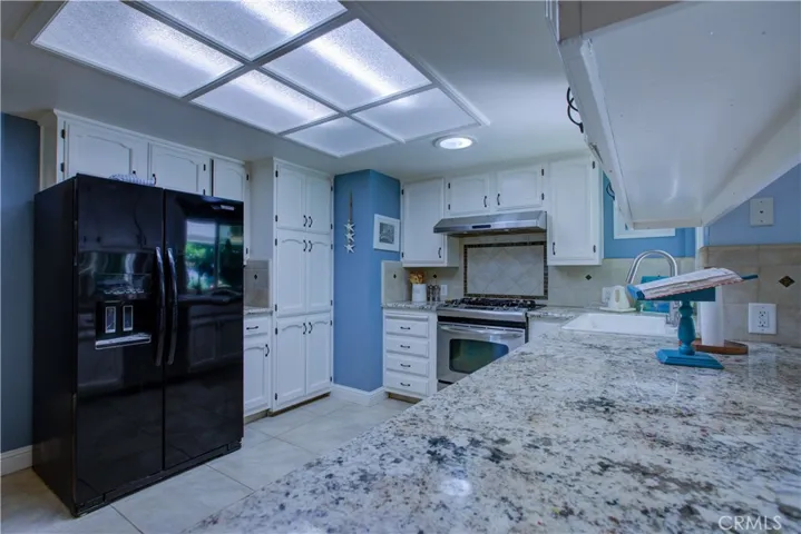 2453 Hemlock Court, Merced, California 95340