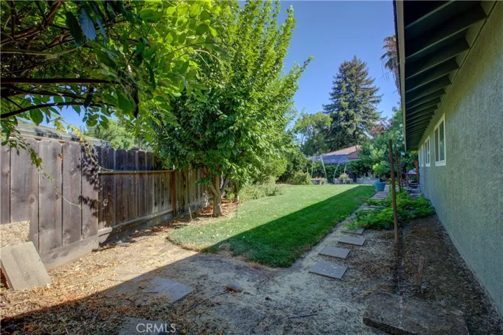2453 Hemlock Court, Merced, California 95340