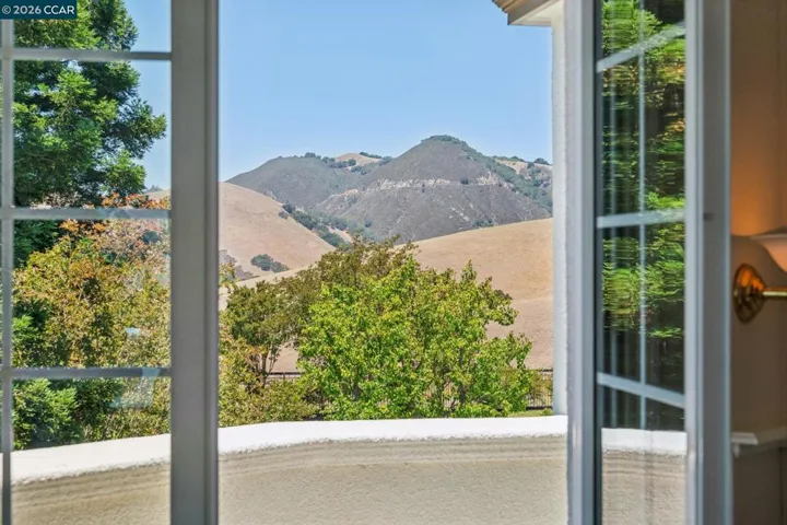 primary suite balcony
