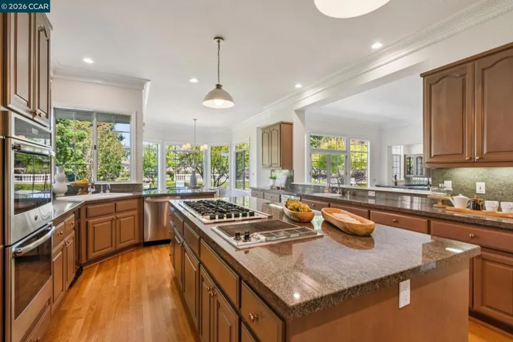 936 Eagle Ridge Dr, Danville, California 94506