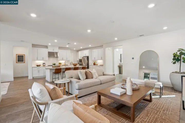 1028 Via Veneto, San Ramon, California 94583