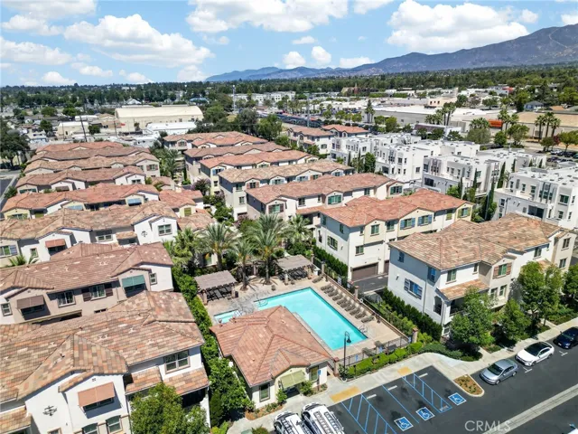 596 Katy, Upland, California 91786