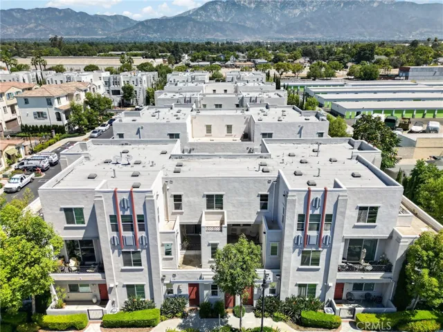 596 Katy, Upland, California 91786