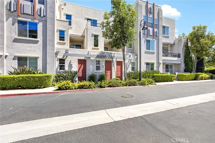 596 Katy, Upland, California 91786