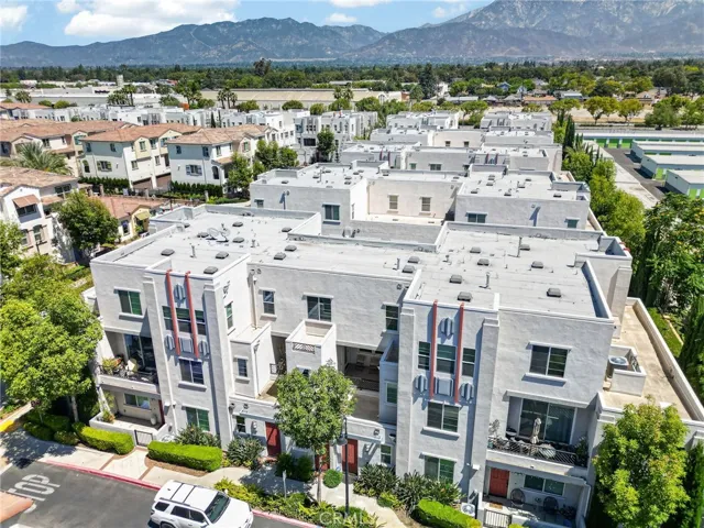 596 Katy, Upland, California 91786