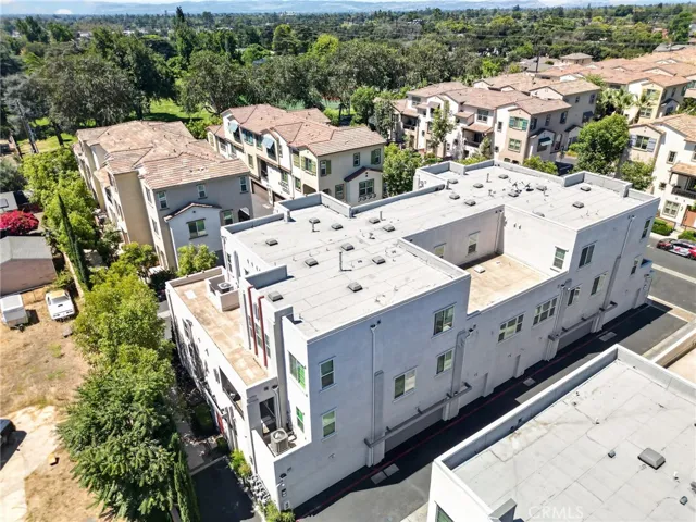 596 Katy, Upland, California 91786