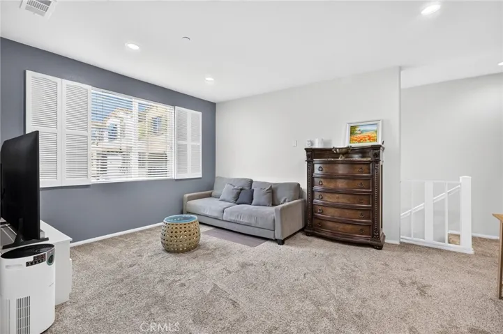 596 Katy, Upland, California 91786